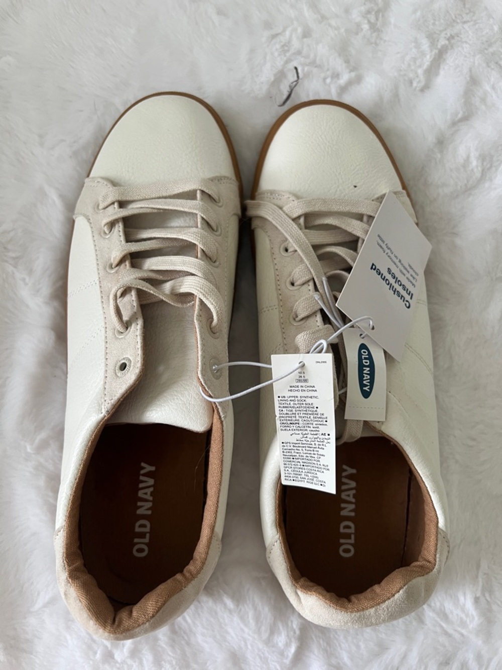 Old Navy Cream and Tan Men's Low-Top Lace-Up Sneakers